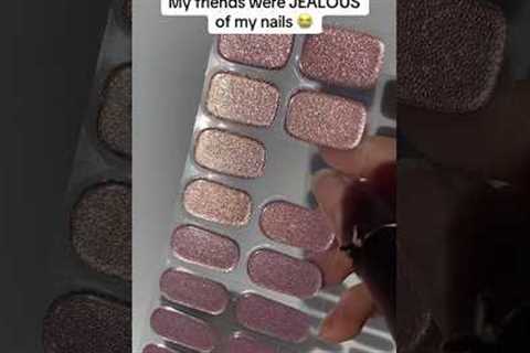 *EASY* Nails anyone can do at home 😏 #nails #naildesigns #nailart #manicure #nailpolish #gelnails